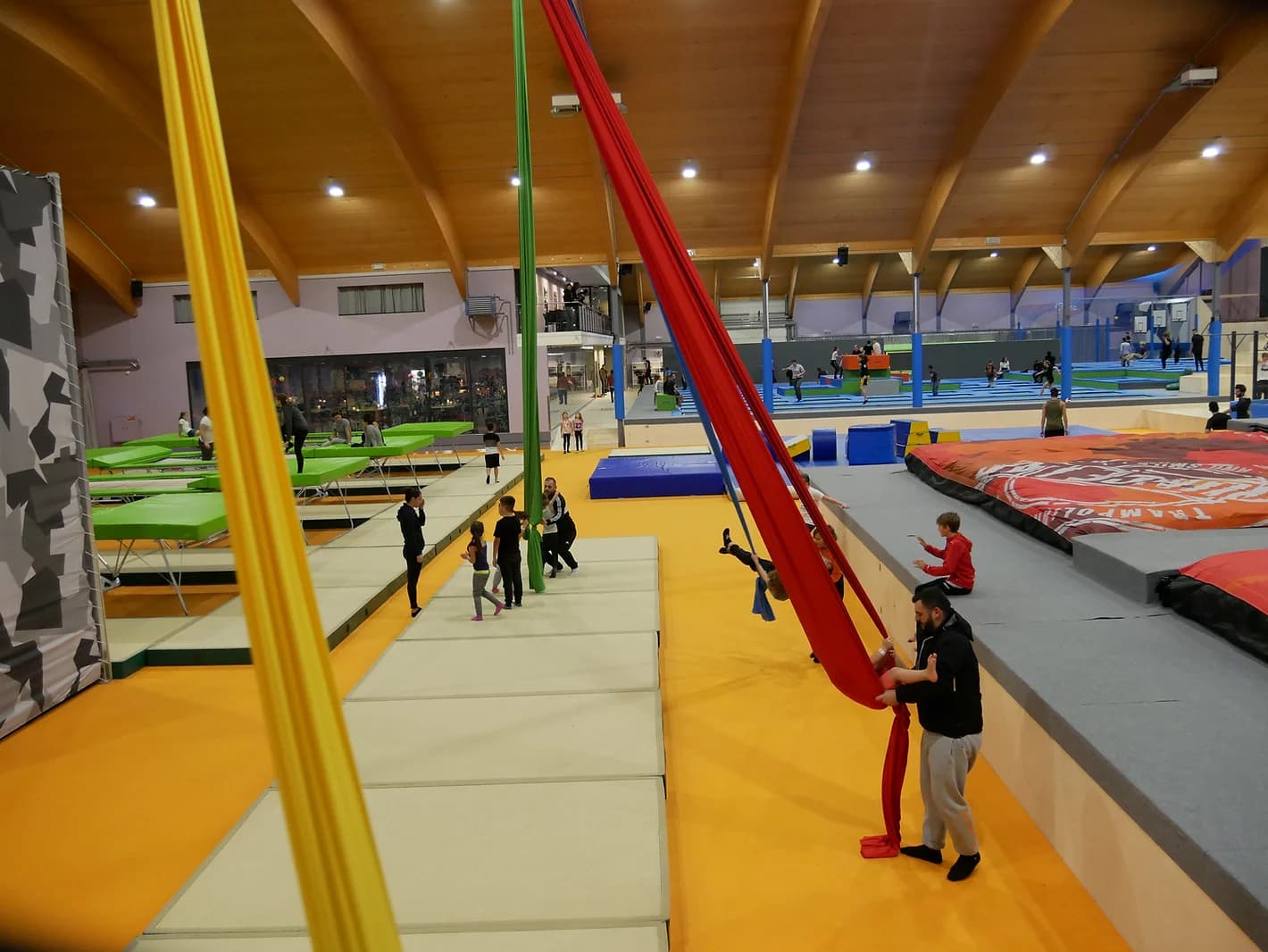 BounceLab Belp – Sprungspass für Gross und Klein – Bild 1
