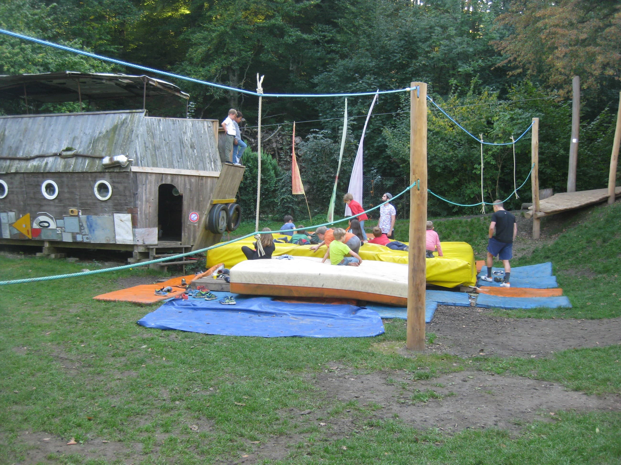 Abenteuerspielplatz Holzwurm - Uster – Bild 3