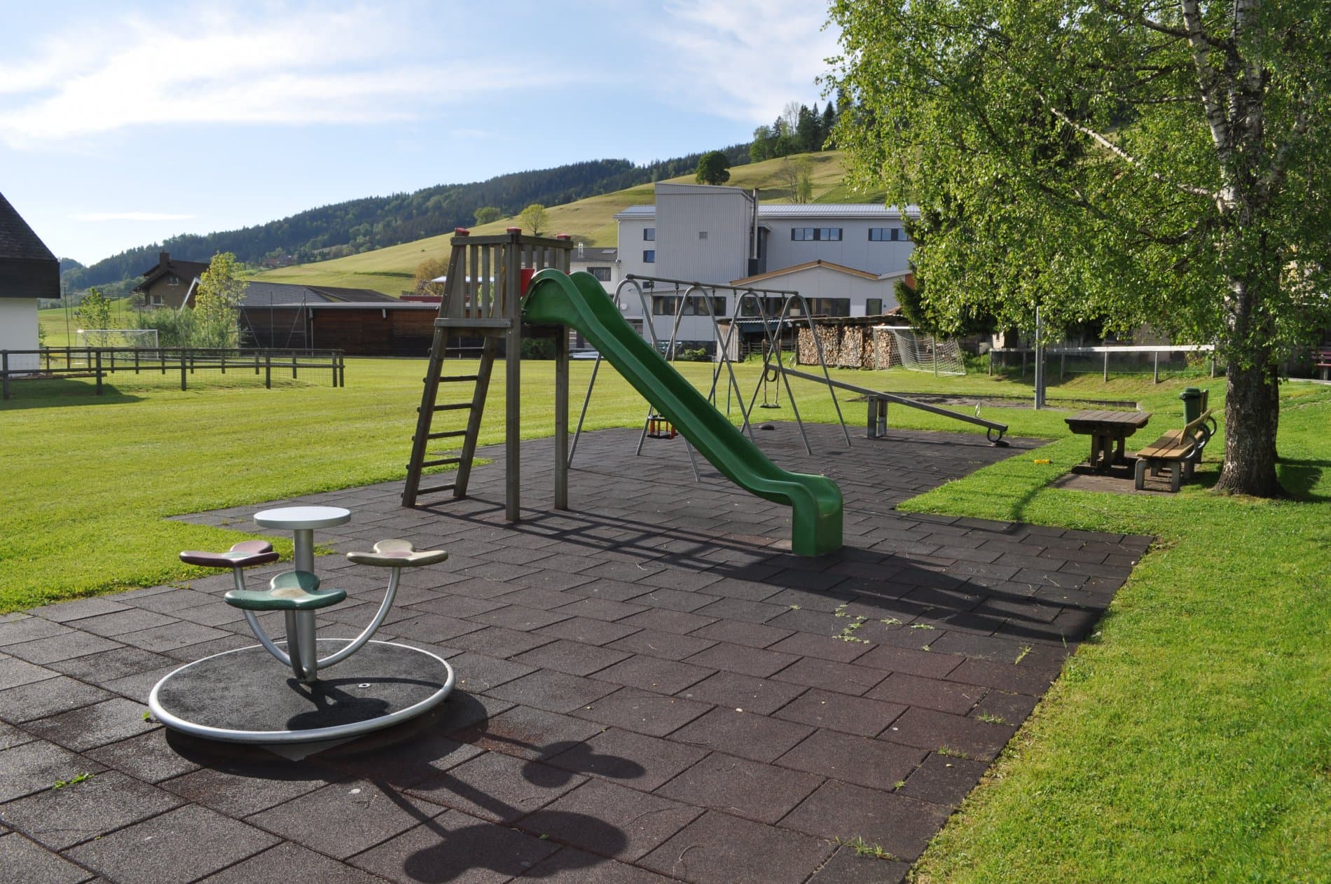 Spielplatz Alosen - Oberägeri – Bild 1