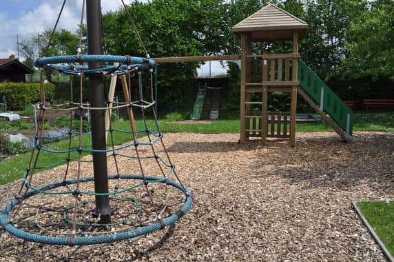 Spielplatz Familiengärten Eschfeld - Steinhausen – Bild 1