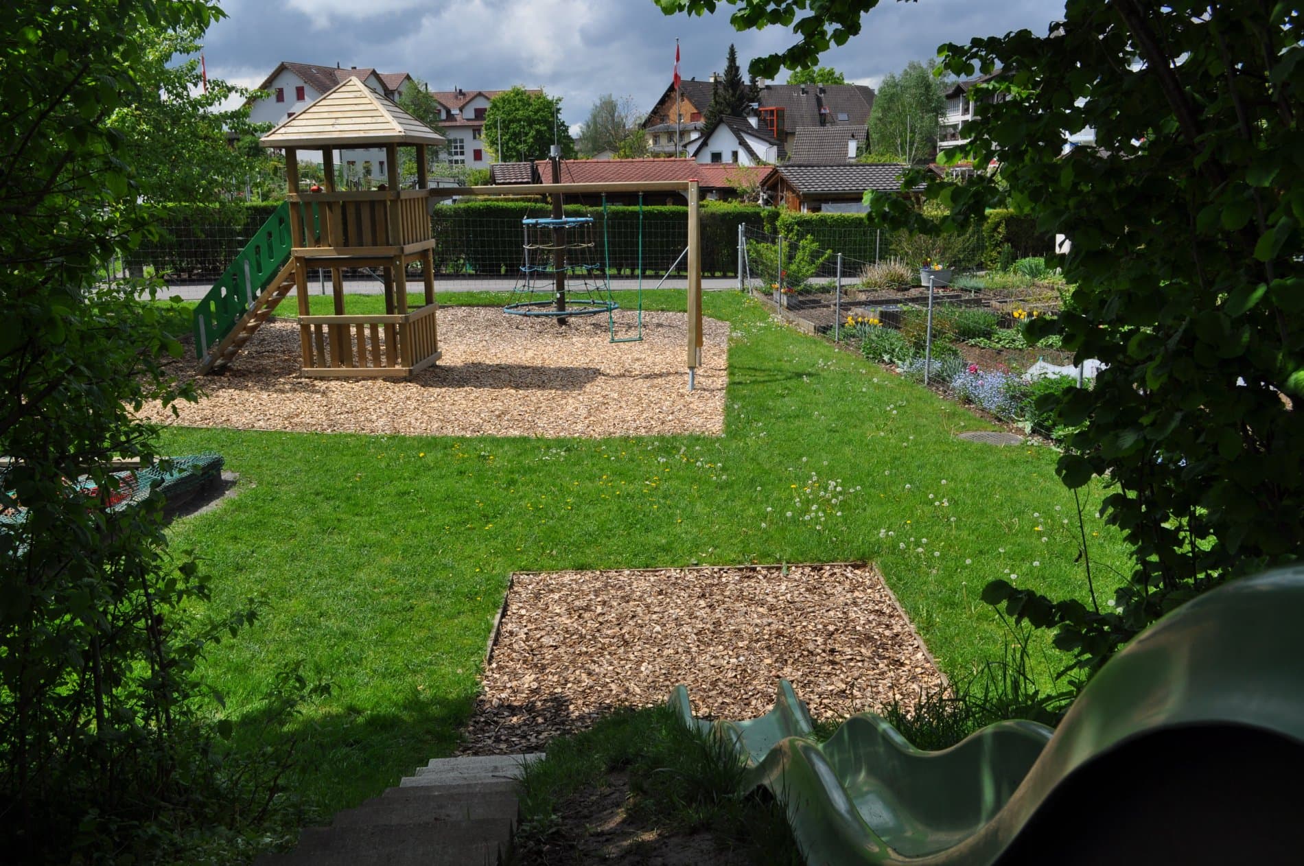 Spielplatz Familiengärten Eschfeld - Steinhausen – Bild 3