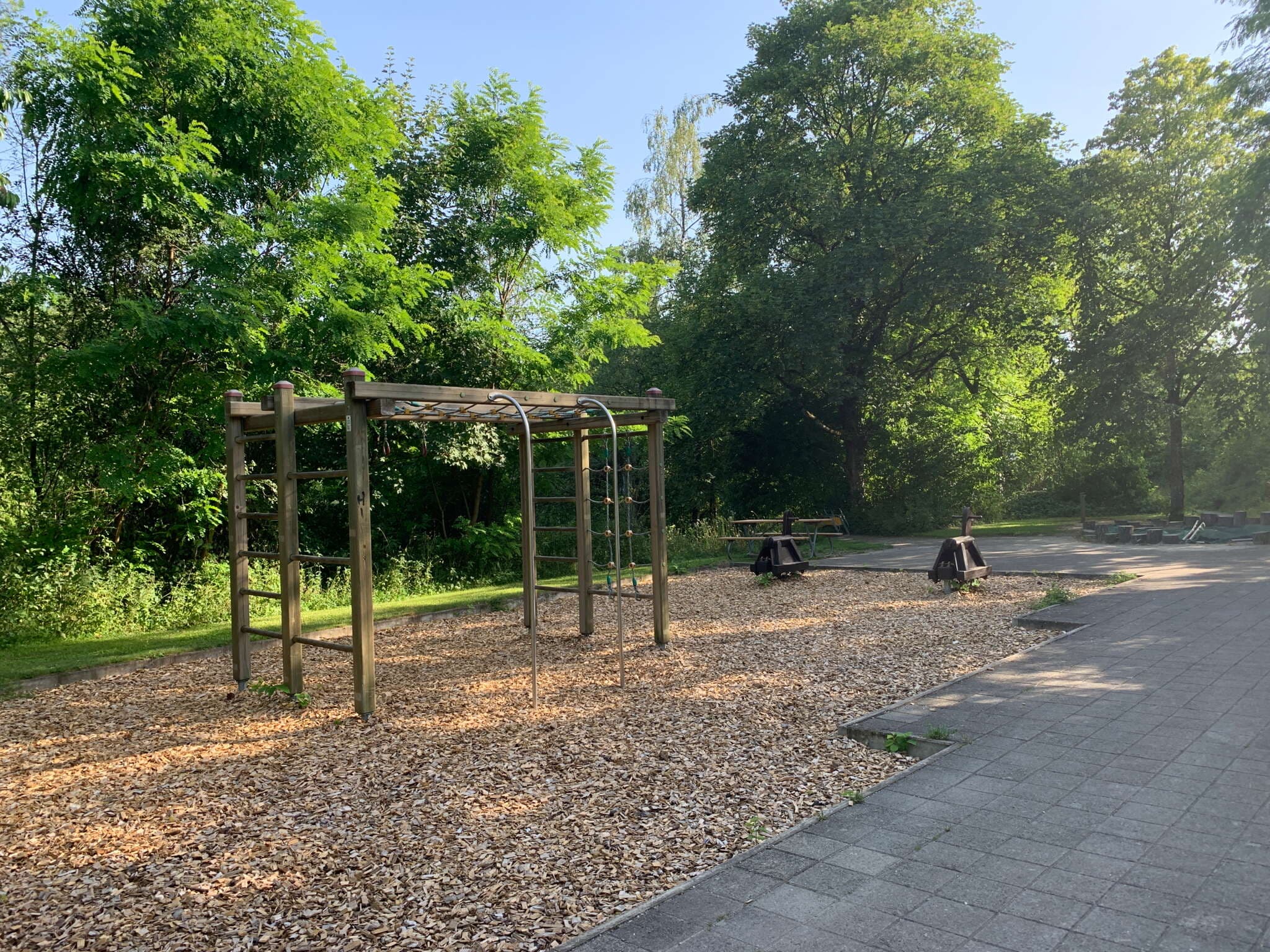 Spielplatz Dreispitz Kiesgrube – Bild 1