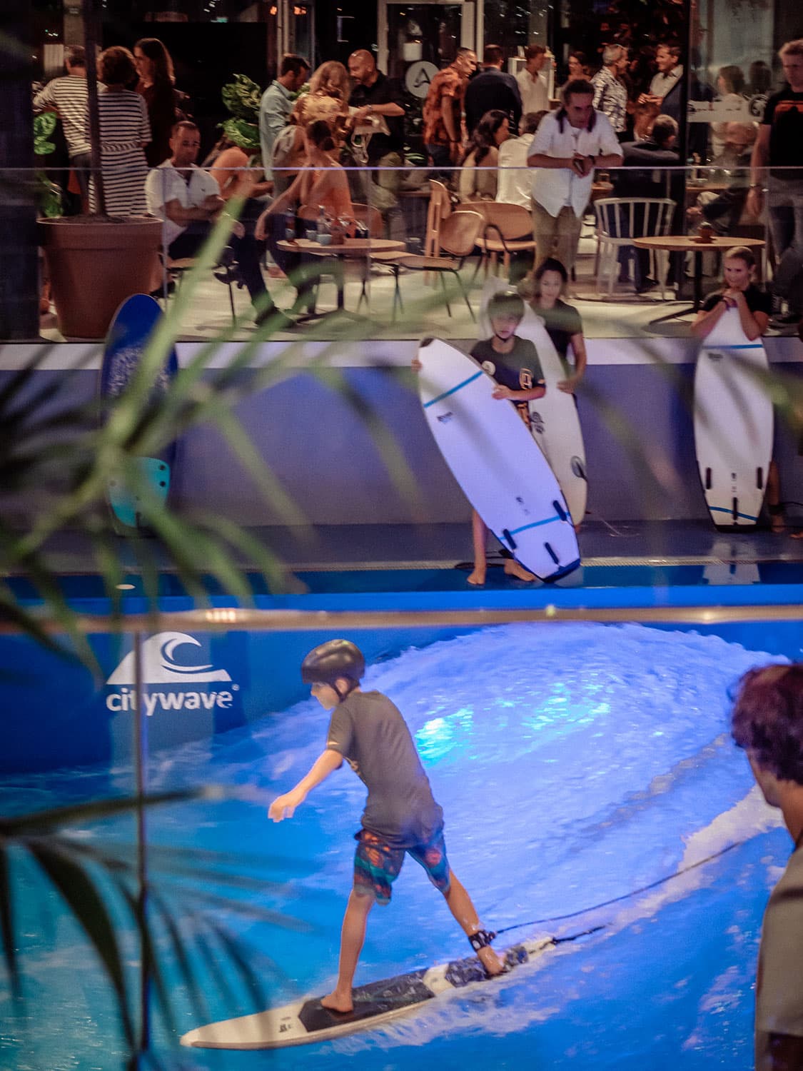 OANA Indoor Surfen – Surfer-Feeling für die ganze Familie – Bild 6