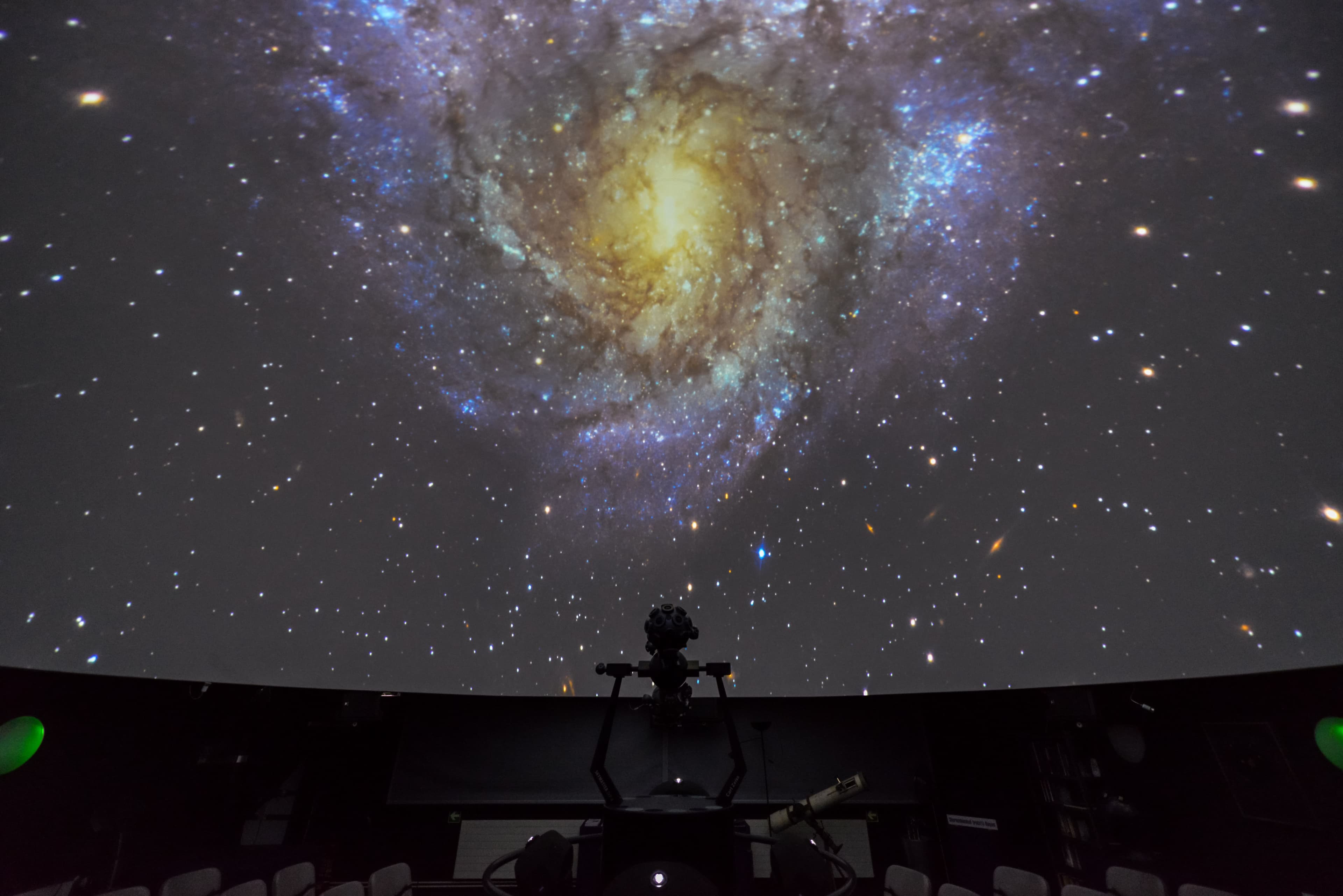 Sternwarte Planetarium Sirius – Bild 1
