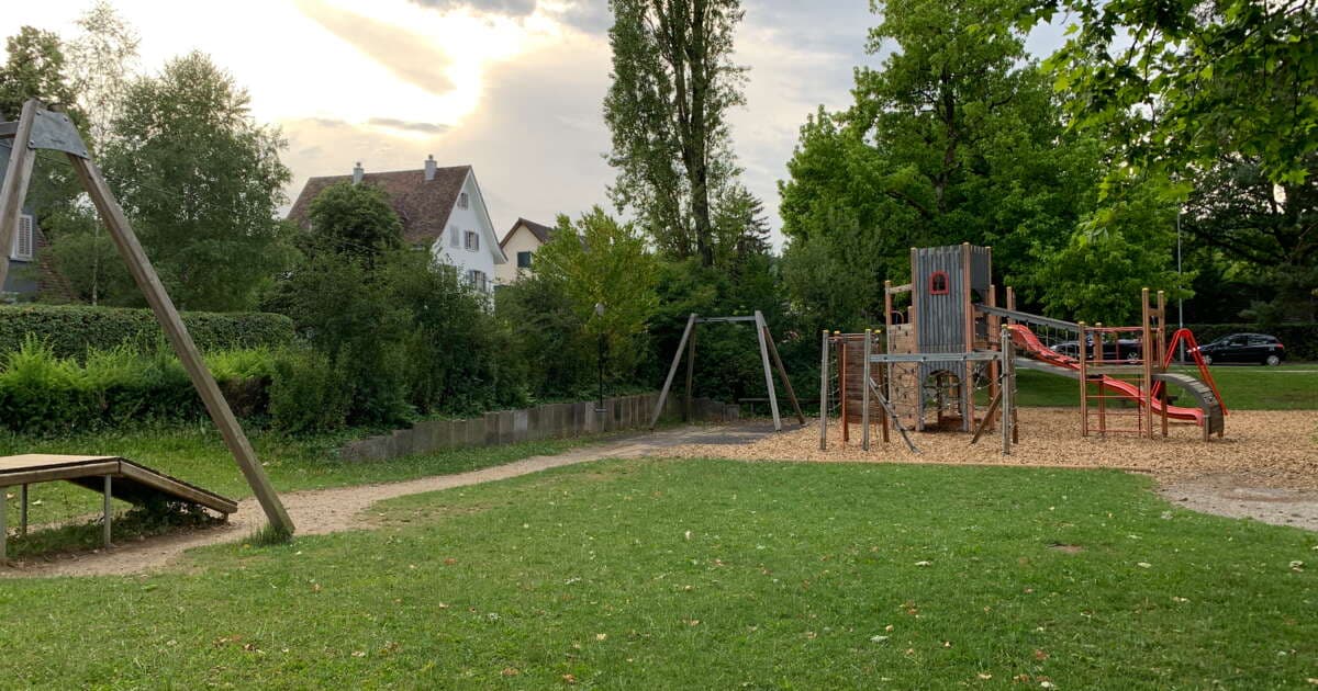 Spielplatz Schulhaus Breite – Bild 1