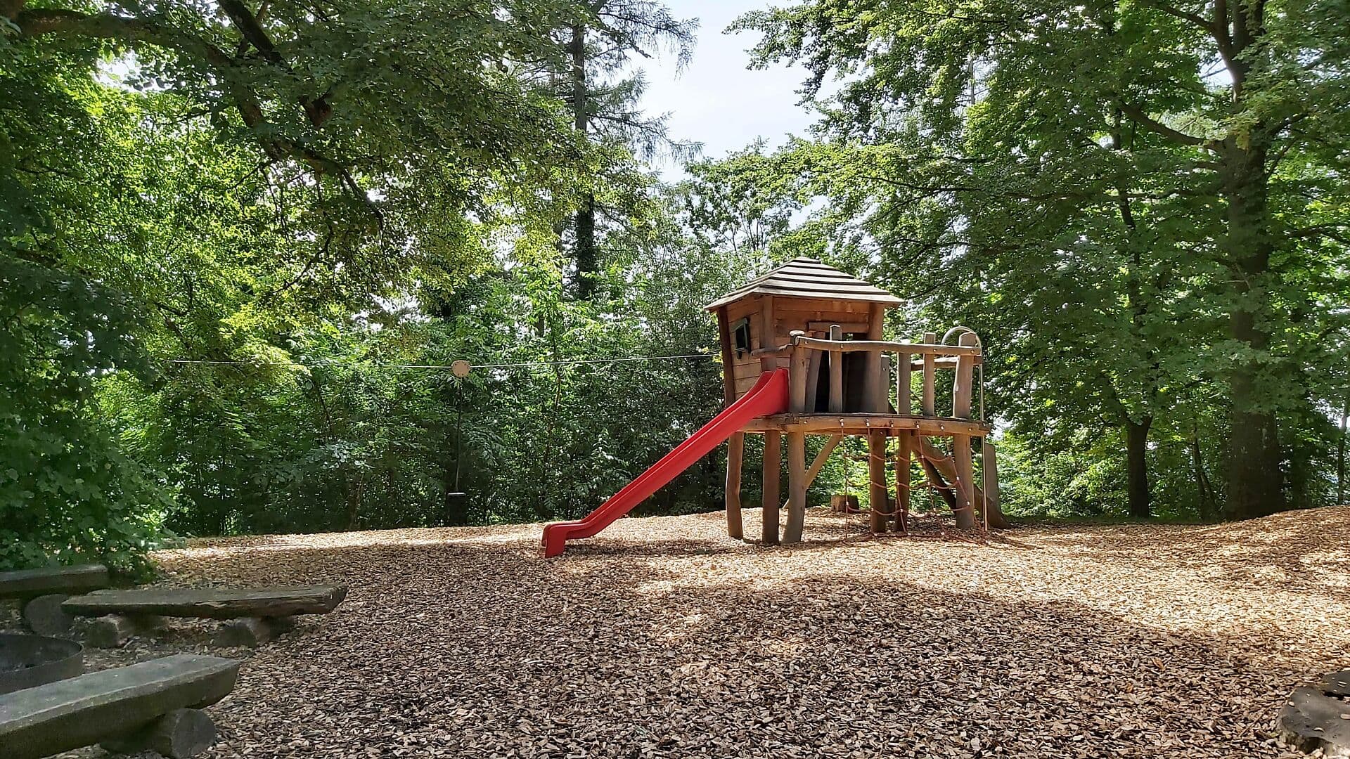 Spielplatz Hurbig – Bild 1