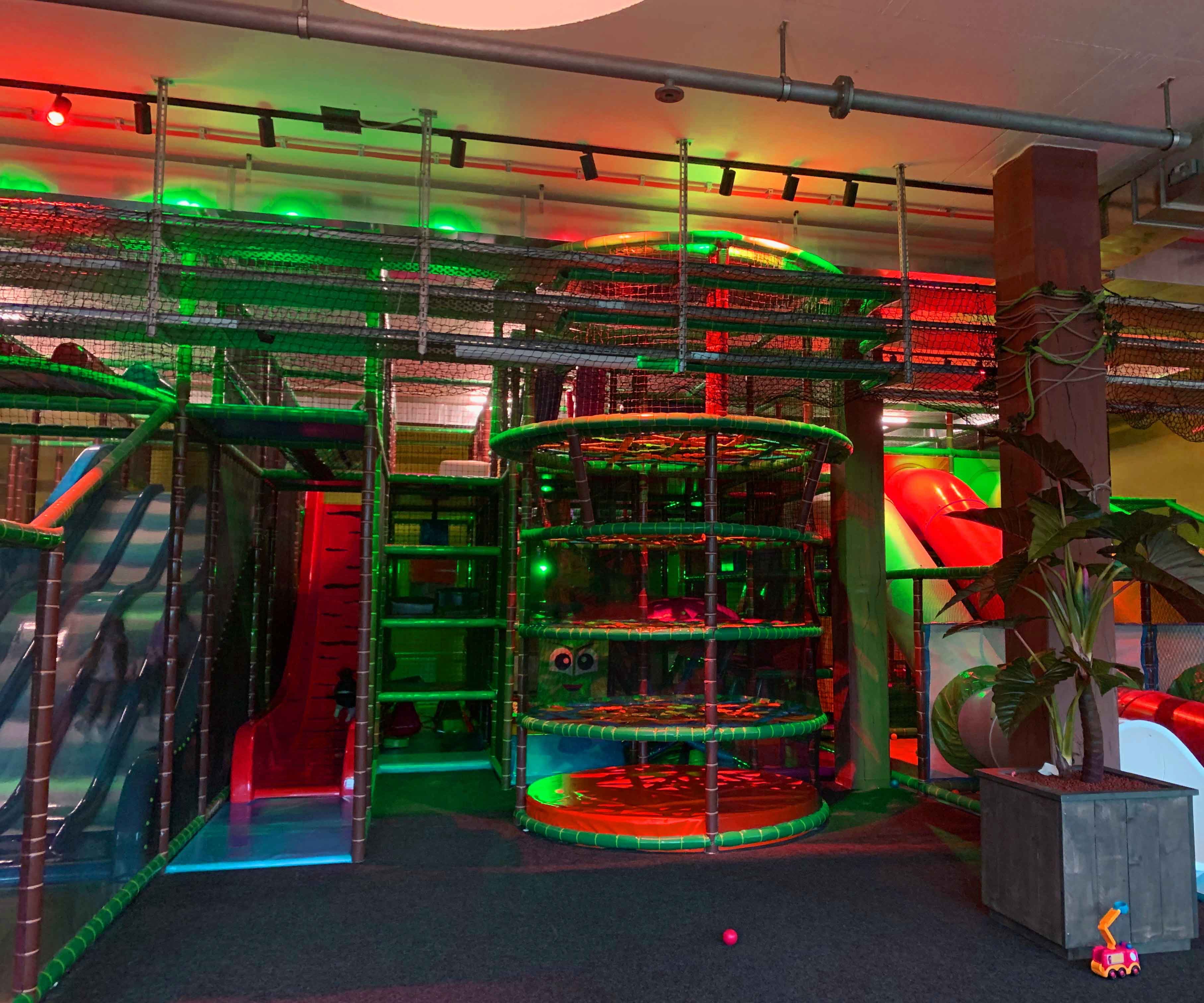 Monkey Town Horgen – Spielspass auf über 2'000 m² – Bild 1