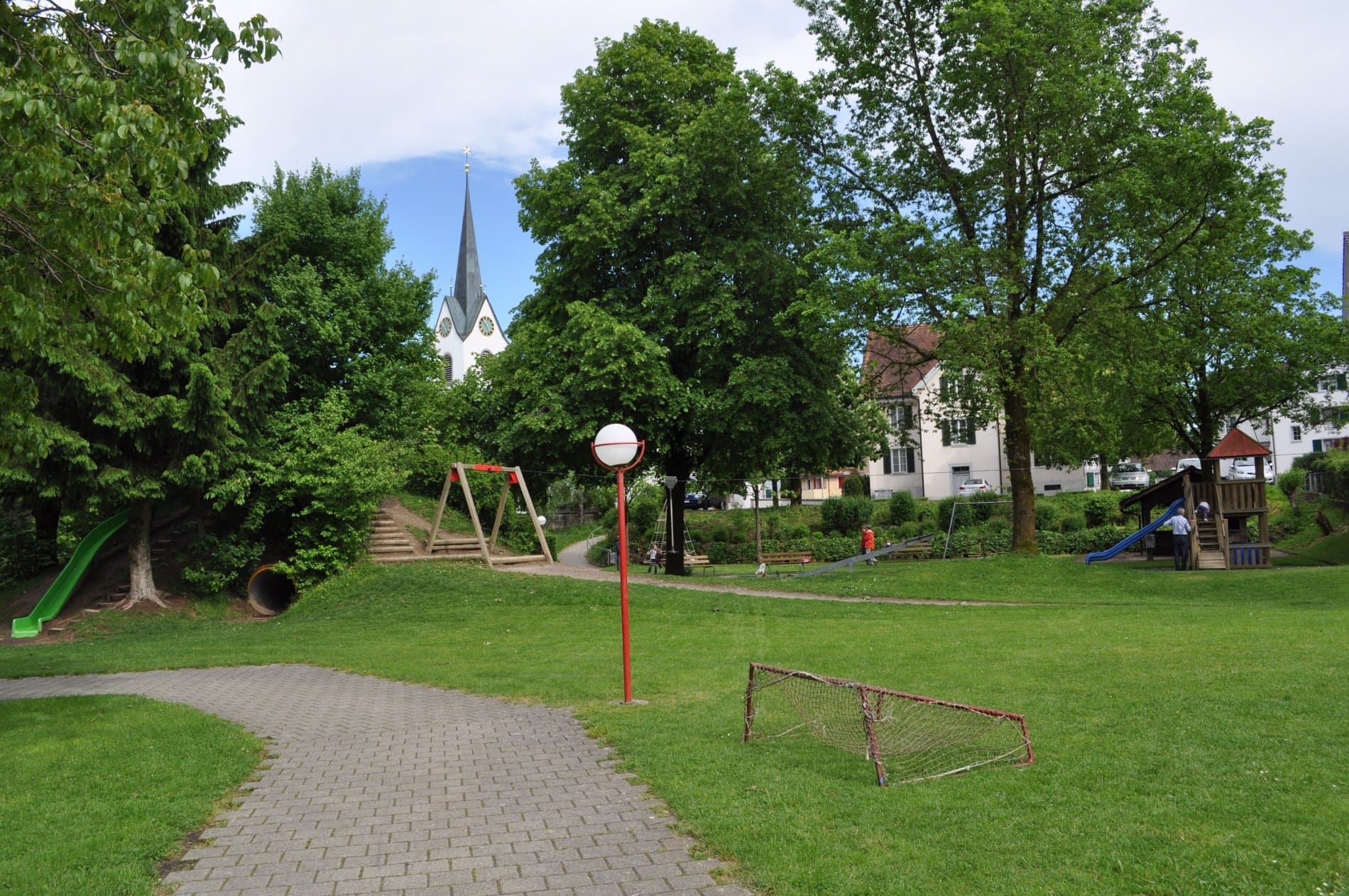 Spielplatz Chilematt - Neuheim – Bild 1