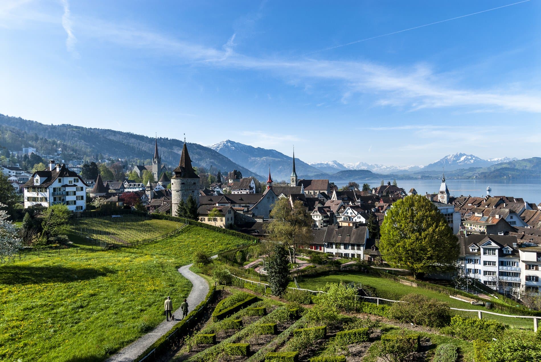 Minigolf Zug – Spielspass mit Aussicht – Bild 2